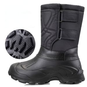 Bottes de pluie hivernales pour hommes imperméables bottes de neige extérieures Boots de sécurité de pêche pour hommes plus chaussures de bottes d'hiver en velours pour hommes 230920