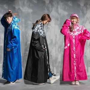 Vêtements de pluie Camouflage Long imperméable femmes allongé pied couvert manteau hommes moto Poncho voiture électrique imperméable 231031