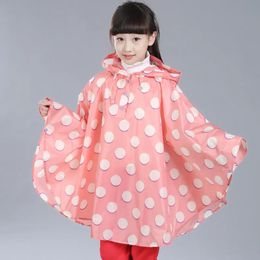 Regenkleding Kinderregenjas Kinderen voor meisjes Jongens Leuke waterdichte kinderjashoes Ondoordringbare kinderregenjassen Poncho Regenkleding met capuchon 231025