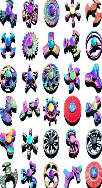 Rainbow Beyblade Pack Spinner Metal Star Flower Skull Dragon Dragon Wing Hand Spinner pour l'autisme ADHD Kids Adults Antistres Toy3238325