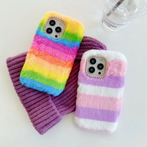 Rainbow Bling Diamond Fluffy Fur Phone Cases para Iphone 14 13 Pro Max 12 Mini 11 X XS XR 8 7 6 Plus Iphone13 Girl Soft TPU Cute Genuine Rabbit Hair Plush Fuzzy Fashion Cover