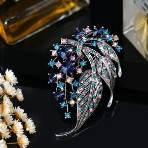 Arc-en-ciel cristal fleur broches pour femmes couleur argent strass alliage plante broche épingles de sûreté