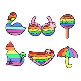 Arc-en-ciel lgbt broche dessin animé coeur drapeau mouton souris en émail épingles lesbiennes gais gais fier