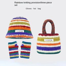 Rainbow Striped Knited Bucket Hats for Women Automn hiver Winter Warm Panama Y2K Set With Gloves Sac Designer Mignon drôle chapeau 240509