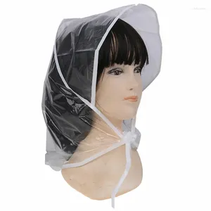Les imperméables 1pcs protéger la coiffure chapeau de pluie capot en plastique pour les femmes et la dame claire gardez vos cheveux parfaits même après une douche