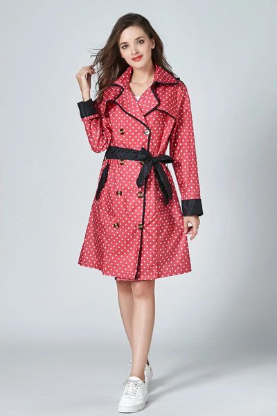 Raincoats Mode Long Raincoat Femmes Red Dots Bow Noeud Ceinture Élégant Pluie Poncho Couverture imperméable avec capuche