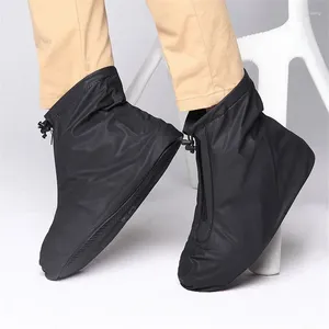 Chubasqueros para hombre y mujer, zapatos impermeables para lluvia, botines planos, cubierta de PVC, reutilizable, antideslizante, con capa interna impermeable