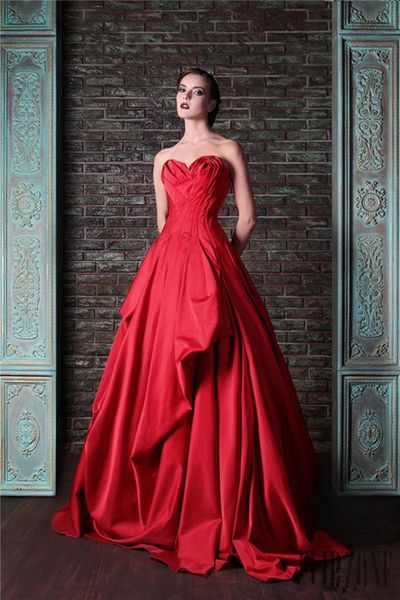 Rami Kadi robes rouges tenues de soirée plissées une ligne sans bretelles cou drapé robes de soirée étage longueur Satin robe formelle 4045