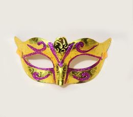 Willekeurige kleur verzonden feestmasker mannen vrouwen met bling goud glitter Halloween maskerade Venetiaanse maskers kostuumcosplay rrc634