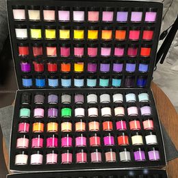 PCS aléatoires / bouteilles en acrylique Poudres Set Coloful Nails Système acrylique P trempage à séchage rapide pour femmes Décorations de nail art 231227