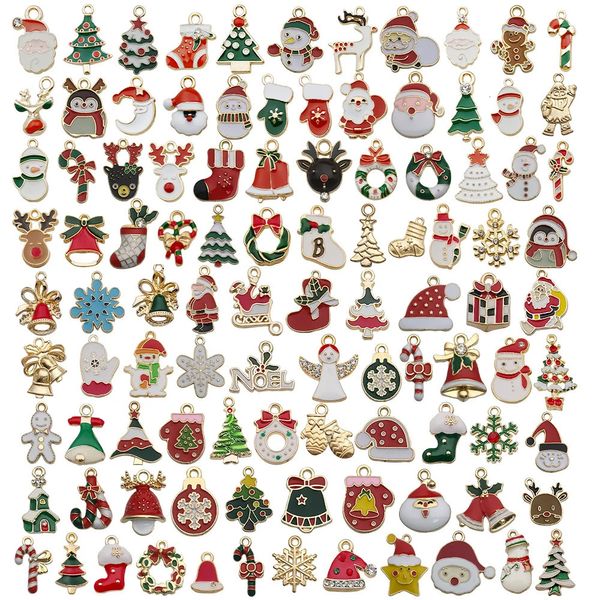 Mélanger au hasard 2040100pcs Émail Charmes de Noël Snowman Santa Tree Reindeer Pendant pour les bijoux de bricolage Accessoires 240408