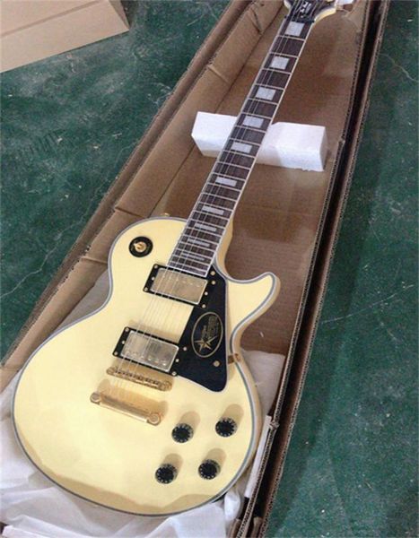 Randy Rhoads Rosewoodboard Forfard Shop Shop Crème Guitare électrique Guitare Mahoganie Corps Top Quality With Golden Hardware9673926
