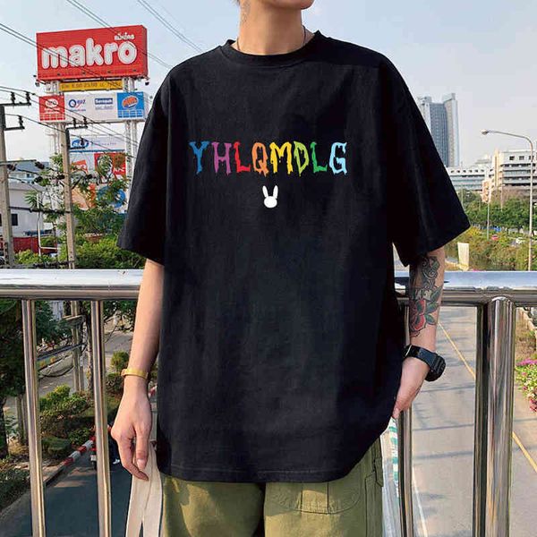 Rappeur Bad Bunny Basis Classique Hommes Femmes T-shirt Cool Harajuku T-shirts Streetwear Été 90s Femme T-shirt Top Tee Vêtements Y220214