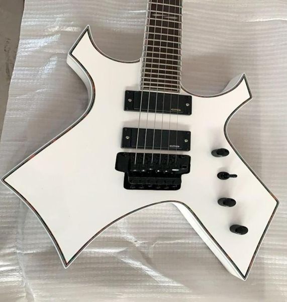 Rares 24 frettes riches Warlock Guitare électrique blanche floyd rose trémolo emg pick-up actif 9v batterie de bilan de bilan liaison noire H6982376