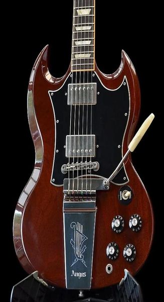 Rare Angus Young Wine Cherry Red SG Guitare électrique gravée Lyre Vibrola Maestro trémolo Little Pin Tone Pro bridge Pearl trape3824790