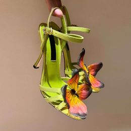 Zeldzame vlinder blauwe sandaal hakken vrouw luxe designer jurk schoenen gele strik stiletto hiel mode bruiloft feest avond schoenen 10 cm fabrieksschoenen schoenen