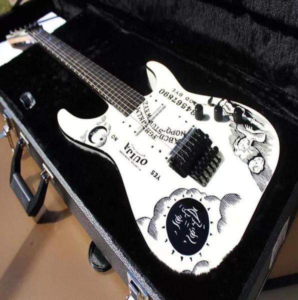 Rare KH2 2009 Ouija White Kirk Hammett Signature Guitare électrique Tête inversée Floyd Rose Tremolo Corps noir Binidng Star 8882228