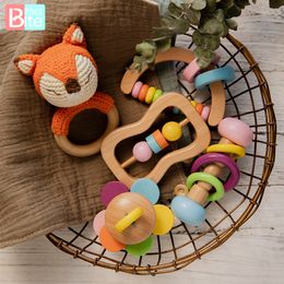 Ratels Mobiles bijten Bites 5 % SET HOUTEN MOBIELE RAMTE Veilige mobiele kinderwagen Crib Ring Diy Animal Crochet Music Rammlee For Borns Gift Strollertoy 230303