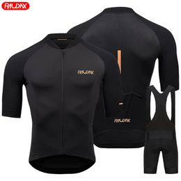 Raudax Team Mannen Zomer Korte Mouw Wielertrui Set MTB Maillot Ropa Ciclismo Fietskleding Ademende Kleding 240318