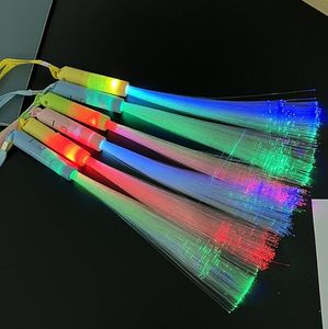 Rave jouet LED LED Up Fiber Optic Wands Glow Sticks Confiration de clignotant Rave Favors Favors Favors Goodie Pilers Batterie incluant