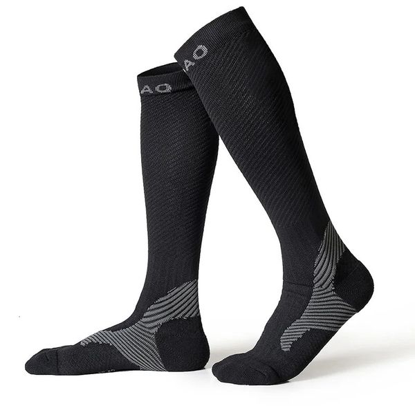 RB7703 R-BAO Men / femmes Compression professionnelle Running Stockings Marathon Sports Socks de haute qualité Bicycle de séchage 240428