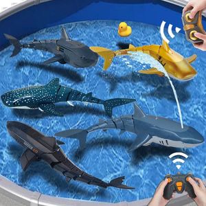 RC Animal Robot Simulation Shark Electric Prank Toy for Children Boy Kids Pool Water Swimming Submarine Boat Téléoponsture Fish Y240417