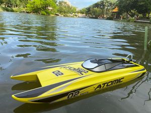 Barcos RC listos para comenzar 27.6 