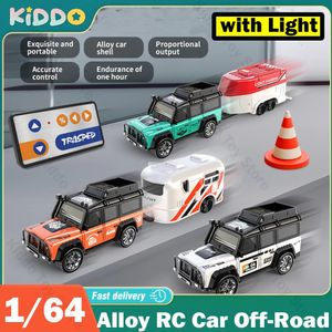 RC Car 1/64 5CH Aleación Mini Control remoto SUV Drifts con luz Vehículo todoterreno eléctrico 2.4G Juguetes para niños Regalos para niños 240122
