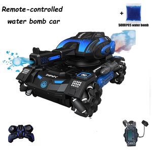 RC Car Children Toys 4wd Remote Control Tank Lighting Spray Effets Sound Bomb Bomb Electric Bloord Vehle Kids Gift Set 240424