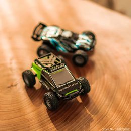 RC Crawler Speelgoed Afstandsbediening Offroad Vrachtwagens Hoge Snelheid 24GHz Drift Racewagen Buggy Speelgoed Verjaardagscadeau voor Kinderen Kid 231229