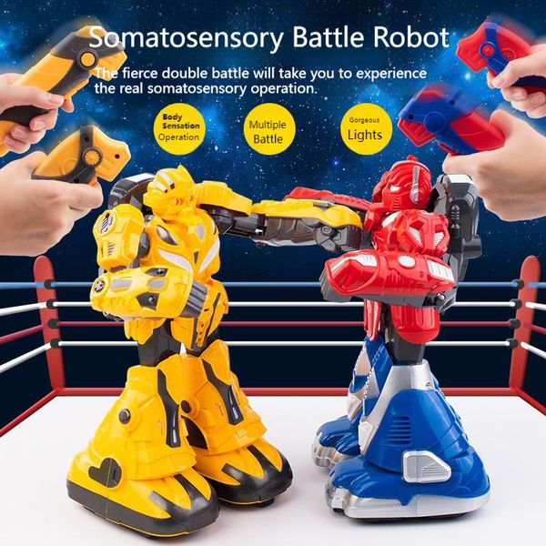 RC Robot 2.4g Parc d'attractions Somatosensory Induction Battle Robot Musique Éclairage Grande Paire Interactive Battle Boxe Jouets Cadeau D'anniversaire 230714