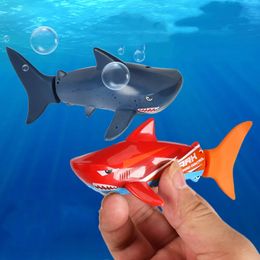 RC THARK 2.4G Mini control remoto Tiburón impermeable Piscina Bañera de piscina Toya para niños Regalos de juguete de verano 240508