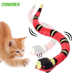 RC Snake Animals Intelligent Electric Obstacle évitement Silver Ring Smart Senting Electronic Toys for Cat Halloween 240417