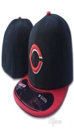 Ready Stock Reds C Lettre Capes de baseball Men Femmes Visor Dad Dad Bone Hip Hop Sport Gorras Casquette Men Femmes Fitted Hats6414343