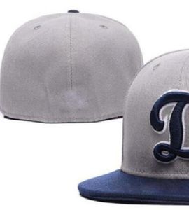 Stock prêt en gros de haute qualité pour hommes Los Angeles Sport Team Casquettes ajustées LA à bord plat sur les chapeaux de terrain Conception entièrement fermée Taille 7 - Taille 8 Casquette de baseball Gorra ajustée B1