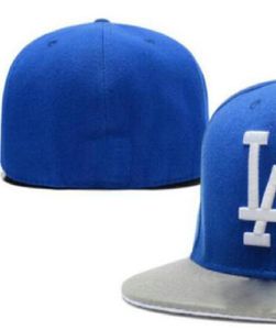 Ready Stock Wholesale Casquettes ajustées de l'équipe de sport de Los Angeles pour hommes de haute qualité LA Bord plat sur les chapeaux de champ Conception entièrement fermée Taille 7- Taille 8 Casquette de baseball Gorra ajustée A6