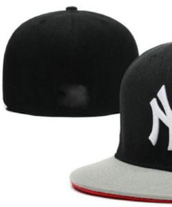 Ready Stock Wholesale en gros de haute qualité Men's New York Sport Team Fitted Caps La NY ROIND FLAT SUR LES CHAUTS FOURS FULL CLUST CONCEPTION 7- Taille 8 Baseball ajusté Gorra Casquette A12