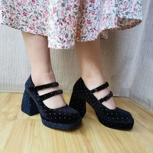 Echte 2024 dame suède leer sexy dames jurk schoenen 8.5 cm chinky high hiel platform sandalen vierkante tenen trouwen Jane one-line buckle bruiloft pa 3A3