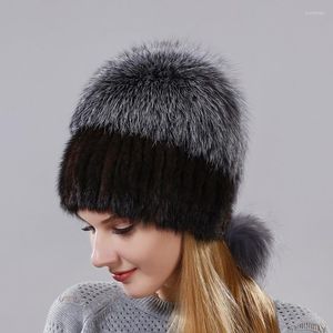Bonnet d'hiver chaud en fourrure d'argent véritable et naturel pour femmes bonne qualité chapeau d'oreille couvert dans le dos Scot22