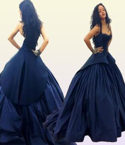 Imagen real Deep Navy Blue Prom Vestido Ball Bask Gown de Soiree Sexy Spaghetti Straps Plises de la noche vestida de fiesta hecha a medida1318119