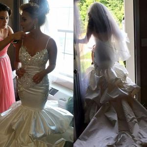 Echt beeld sexy 2017 backless zeemeermin trouwjurken appliques kristallen bead bruidsjurken spaghetti halslijn sweep lengte trouwjurk