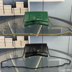 Bolsos de hombro con correa de cadena de cuero real Monedero de calidad superior Bolsos de embrague para mujer Bolso cruzado para mujer Totes Vintage Diseñador de cuero Cartera con solapa de lujo 240215