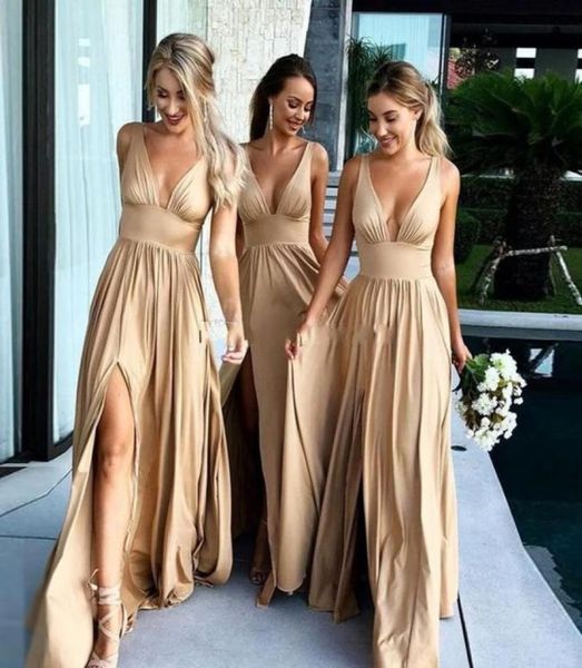 Images réelles 2019 robes de demoiselle d'honneur longues sexy en or col en V profond Empire fendu sur le côté longueur au sol Champagne plage Boho invité de mariage9417586