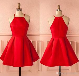 Cuadros reales Little Red Short Homecoming Vestidos baratos 2019 A Line Halter Neck Mini Prom Vestidos de noche Vestidos de cóctel Vestidos