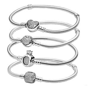 Real s925 Sterling Silver Charm Bracelets Fit Pandora Beads Charms para mujeres Regalo de joyería de lujo Pulsera de cadena de serpiente brillante con caja original