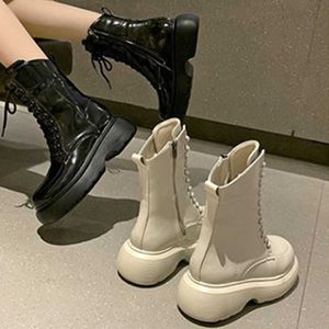 Véritable cuir souple nude bottes femmes Style britannique automne et hiver 2021 nouveau décontracté chaussures pour femmes bottes courtes femmes mode Y0910