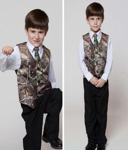 Real Tree Camo Boy039s Formele Slijtage Vesten Met Stropdassen Camouflage Bruidegom Jongen Vest Goedkope Satijn Aangepaste Formele Bruiloft Vesten Camouflage6287849