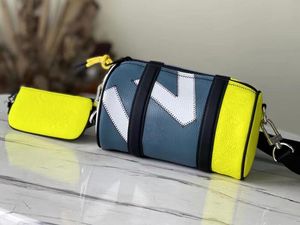 Realfine -tassen 5A M59927 22cm Polochon Taurillon Lederen schouderhandtassen Portemonnees voor vrouwen met stofzak