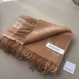 Realfine888 Entraîneur féminin réversible Signature Minage en cachemire Écharpe Slee Shearling Pashmina Châle enveloppe de luxe Charves de concepteur de luxe pour femme avec boîte 23.10.29