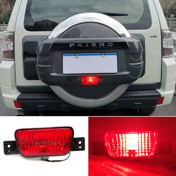 Éclairage de pare-chocs arrière pour Mitsubishi Pajero Shogun V97 2007 2008 2009 2010 2011 2012 2013 2014 2015 LAX DE TIRE DE RECHET